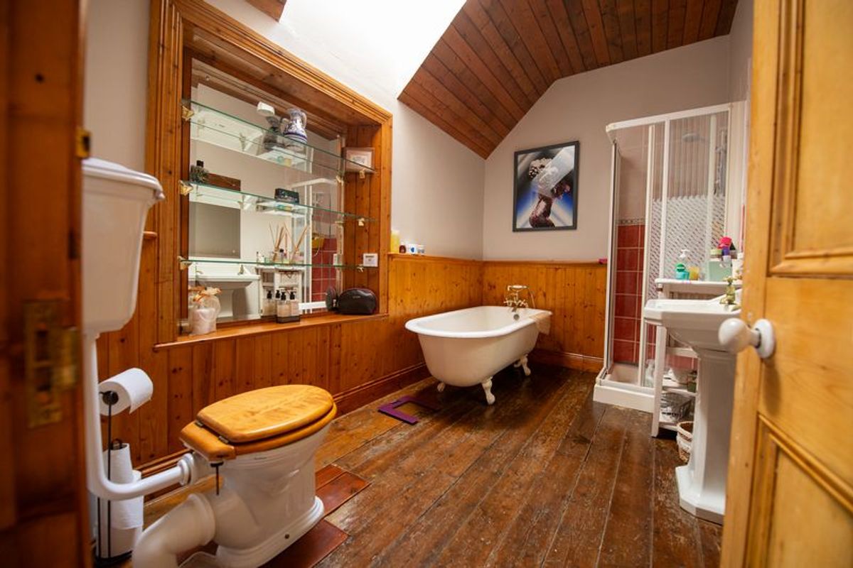 Period Farmhouse For Sale: The Glen, Ladywell, Ballyheigue, Co. Kerry Period Farmhouse For Sale: The Glen, Ladywell, Ballyheigue, Co. Kerry