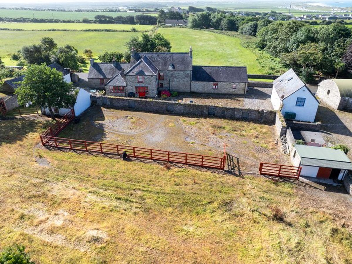 Period Farmhouse For Sale: The Glen, Ladywell, Ballyheigue, Co. Kerry Period Farmhouse For Sale: The Glen, Ladywell, Ballyheigue, Co. Kerry