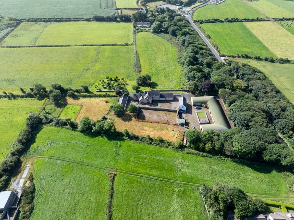 Period Farmhouse For Sale: The Glen, Ladywell, Ballyheigue, Co. Kerry Period Farmhouse For Sale: The Glen, Ladywell, Ballyheigue, Co. Kerry