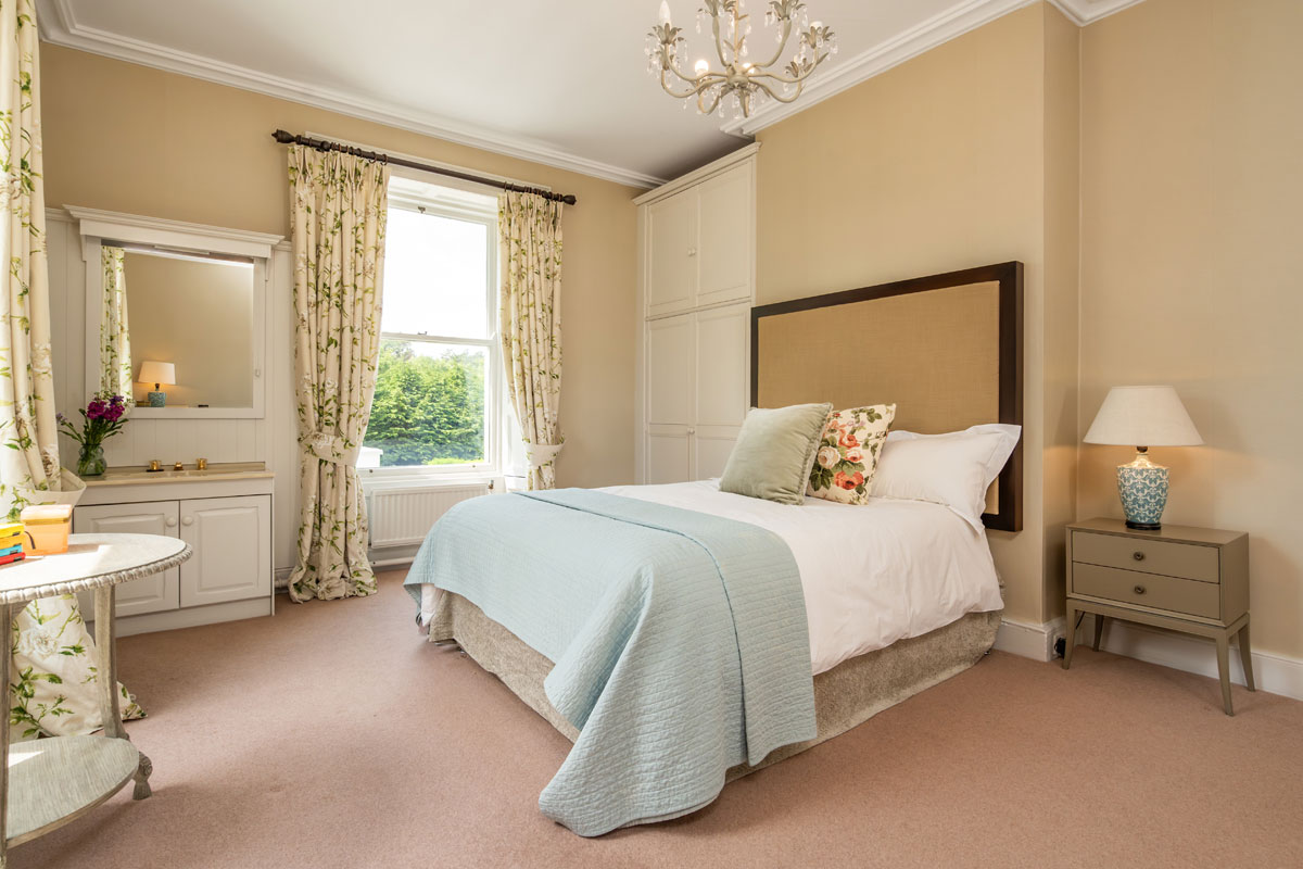 Coastal Residence For Sale: The Grey House, Station Road, Cultra, Co. Down Coastal Residence For Sale: The Grey House, Station Road, Cultra, Co. Down