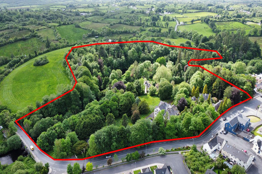 Property Complex For Sale: The Lodge, Dromahair, Co. Leitrim