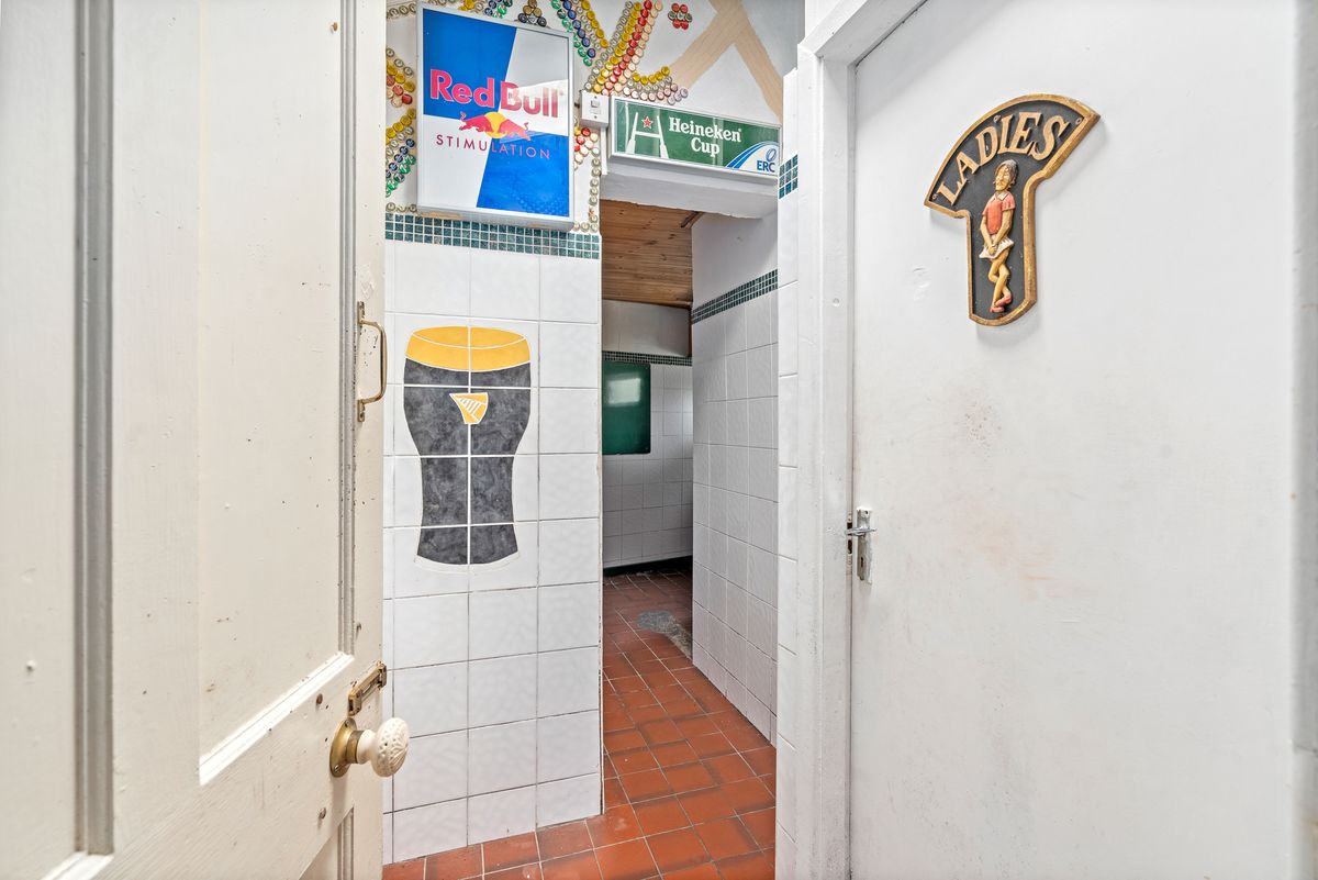 Victorian Building For Sale: The Marine Bar, Upper Strand, Youghal, Co. Cork Victorian Building For Sale: The Marine Bar, Upper Strand, Youghal, Co. Cork