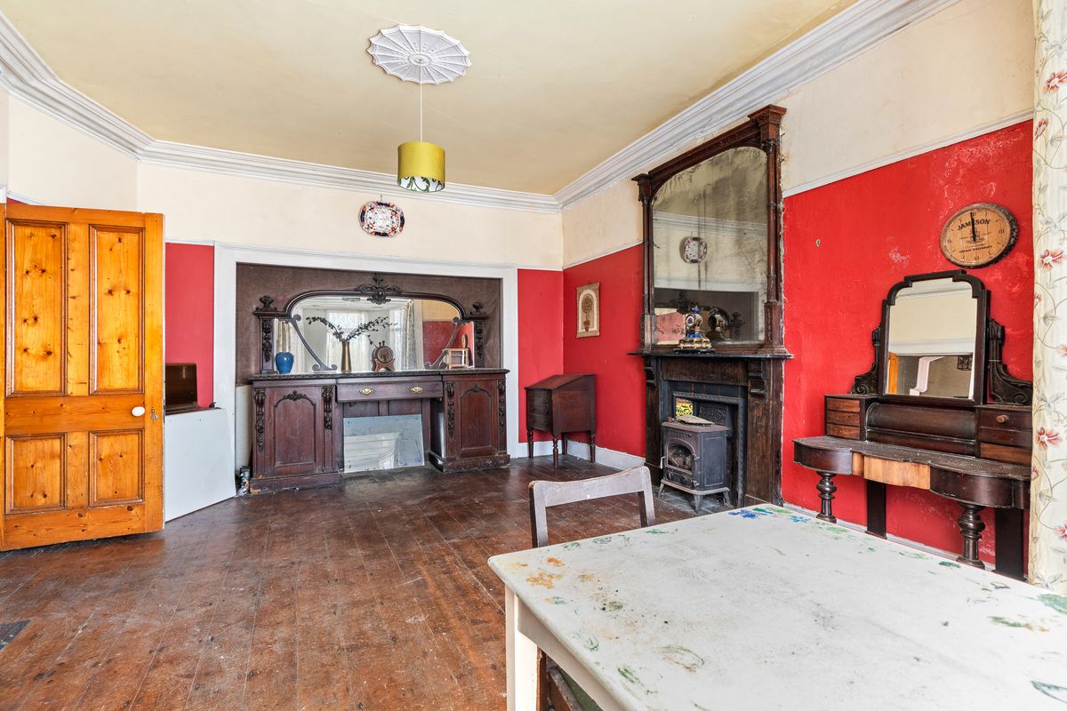 Victorian Building For Sale: The Marine Bar, Upper Strand, Youghal, Co. Cork Victorian Building For Sale: The Marine Bar, Upper Strand, Youghal, Co. Cork