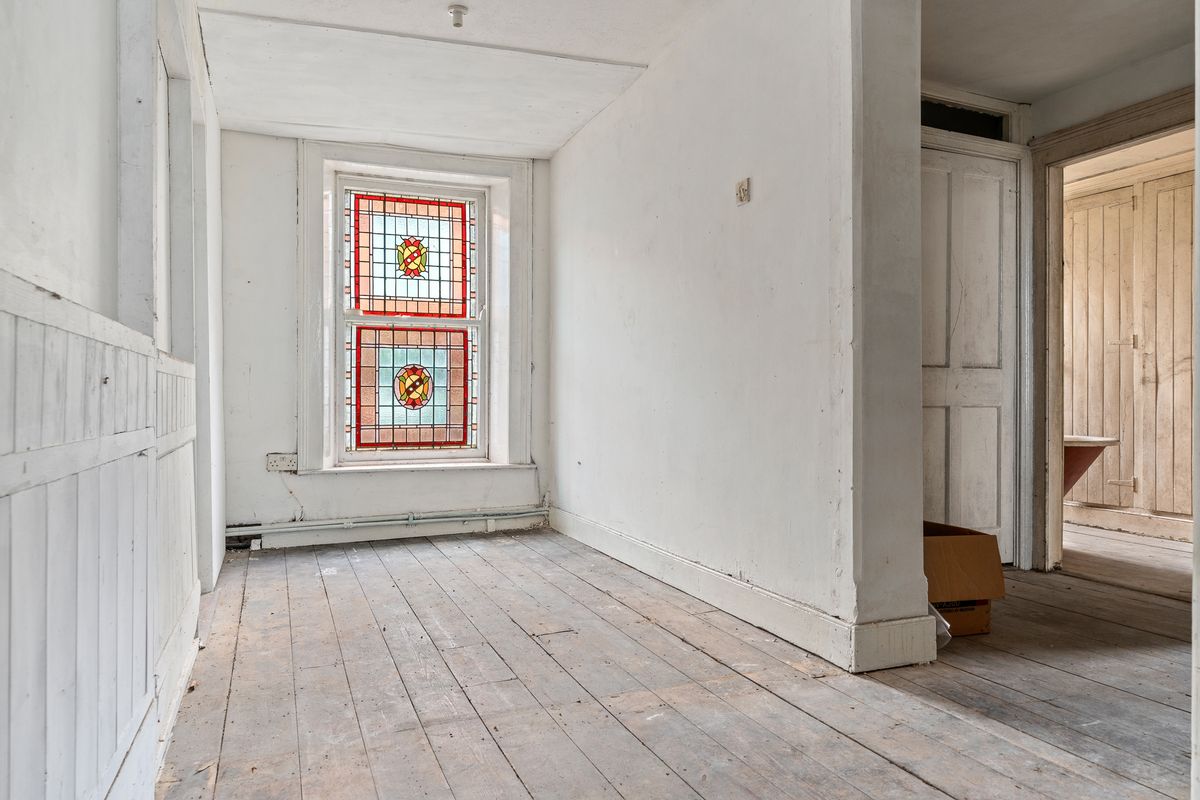 Victorian Building For Sale: The Marine Bar, Upper Strand, Youghal, Co. Cork Victorian Building For Sale: The Marine Bar, Upper Strand, Youghal, Co. Cork