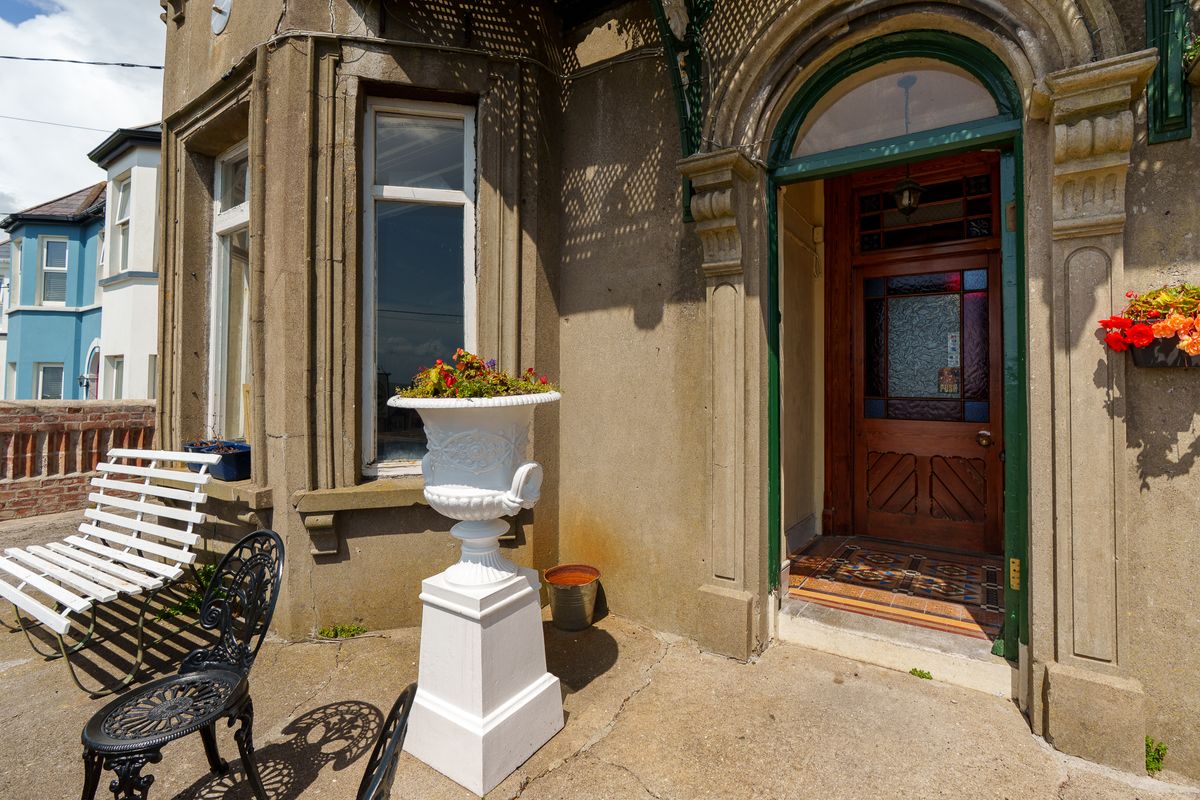 Victorian Building For Sale: The Marine Bar, Upper Strand, Youghal, Co. Cork Victorian Building For Sale: The Marine Bar, Upper Strand, Youghal, Co. Cork