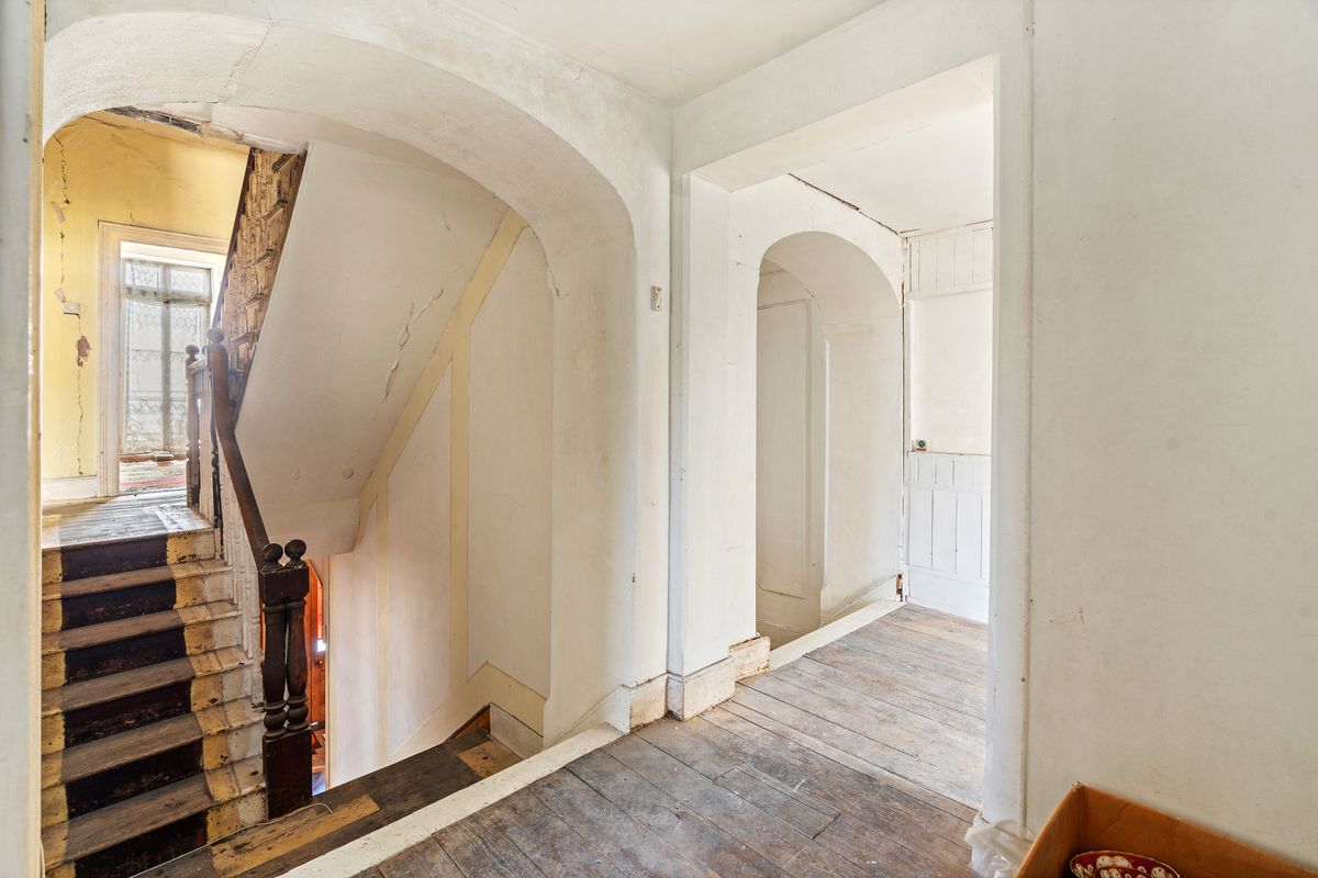 Victorian Building For Sale: The Marine Bar, Upper Strand, Youghal, Co. Cork Victorian Building For Sale: The Marine Bar, Upper Strand, Youghal, Co. Cork