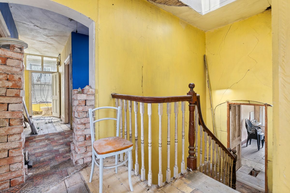 Victorian Building For Sale: The Marine Bar, Upper Strand, Youghal, Co. Cork Victorian Building For Sale: The Marine Bar, Upper Strand, Youghal, Co. Cork