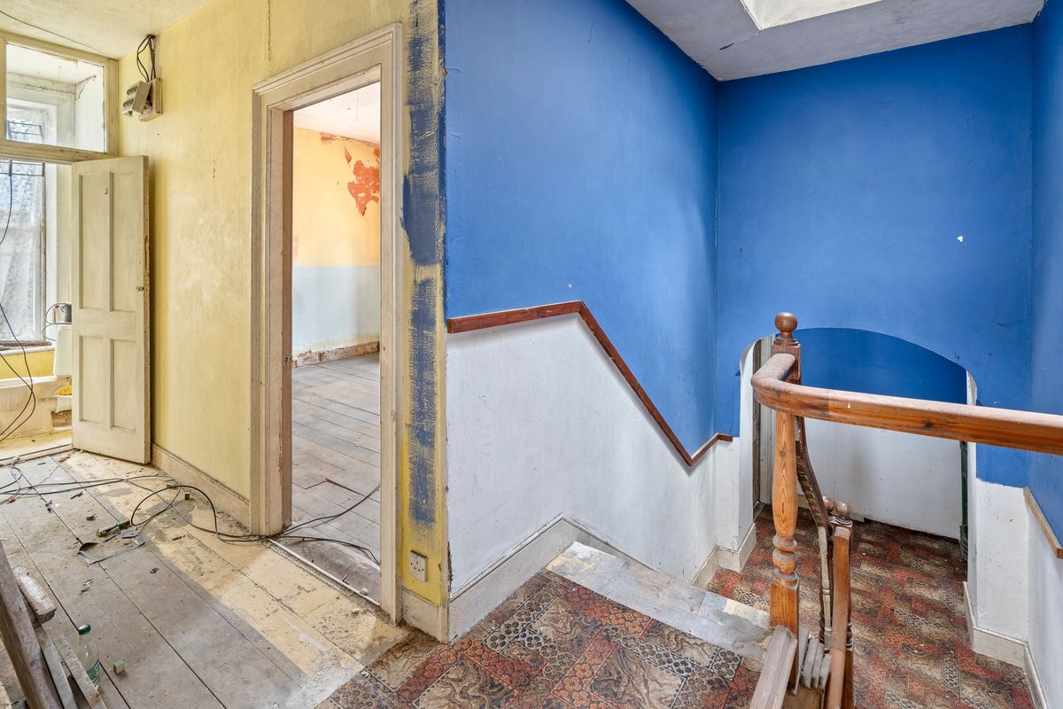 Victorian Building For Sale: The Marine Bar, Upper Strand, Youghal, Co. Cork Victorian Building For Sale: The Marine Bar, Upper Strand, Youghal, Co. Cork