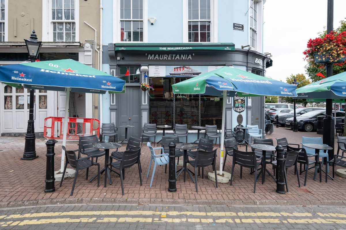 Iconic Building For Sale: The Mauretania Bar, Casement Square, Cobh, Co. Cork Iconic Building For Sale: The Mauretania Bar, Casement Square, Cobh, Co. Cork