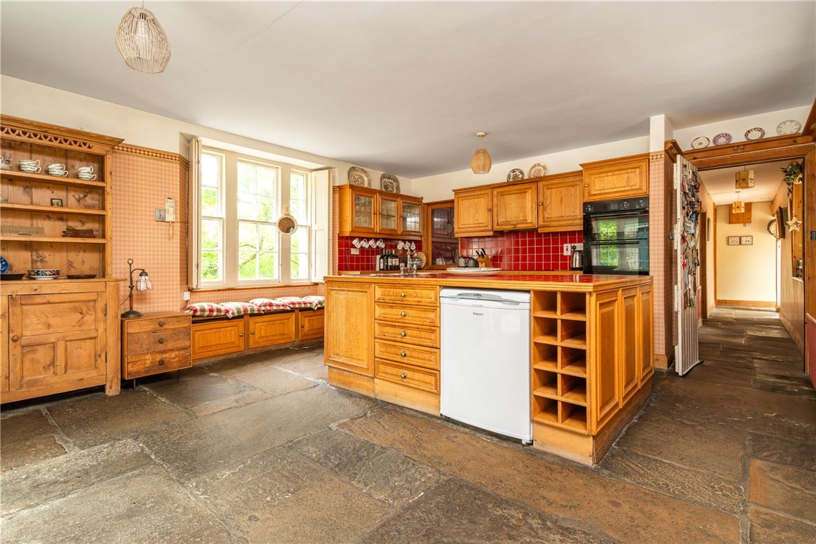 Former Rectory For Sale: The Old Rectory, Glebe, Killybegs, Co. Donegal Former Rectory For Sale: The Old Rectory, Glebe, Killybegs, Co. Donegal