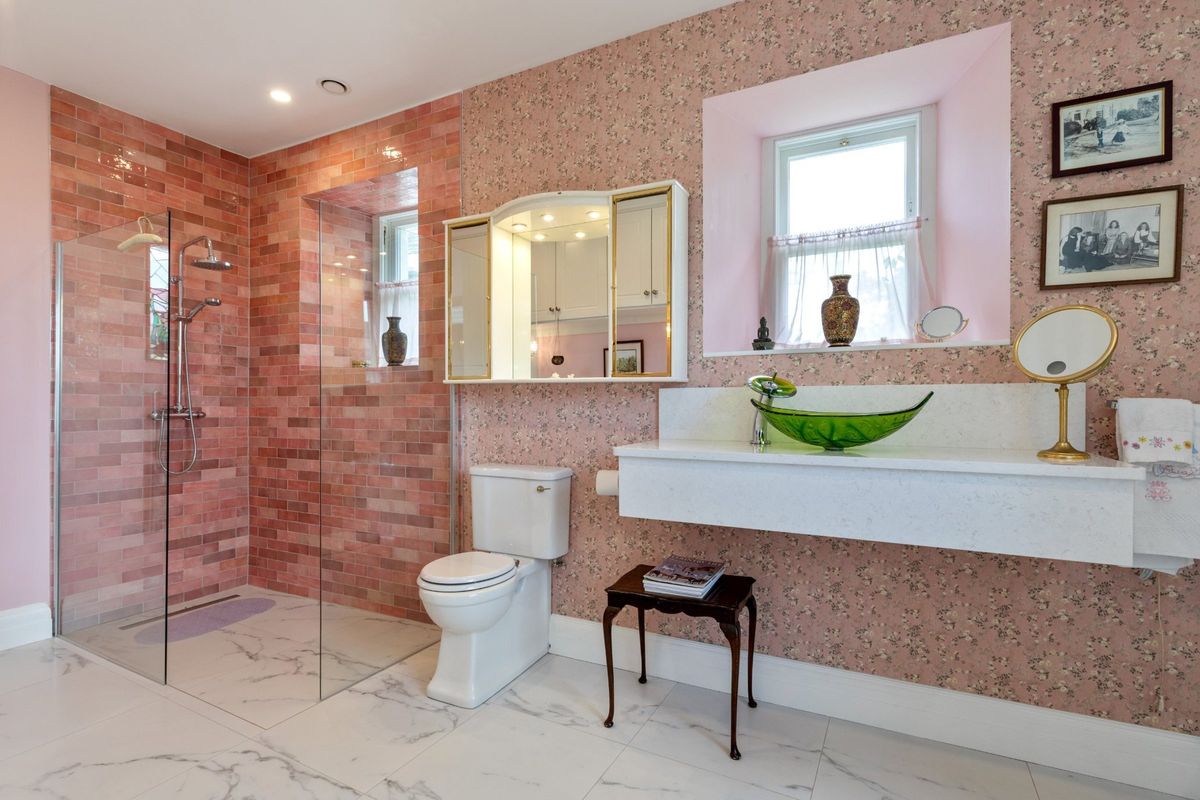 Renovated 18th Century Farmhouse For Sale: The Retreat, Lough Gur, Bruff, Co. Limerick Renovated 18th Century Farmhouse For Sale: The Retreat, Lough Gur, Bruff, Co. Limerick