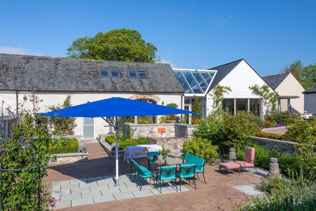 Renovated 18th Century Farmhouse For Sale: The Retreat, Lough Gur, Bruff, Co. Limerick Renovated 18th Century Farmhouse For Sale: The Retreat, Lough Gur, Bruff, Co. Limerick