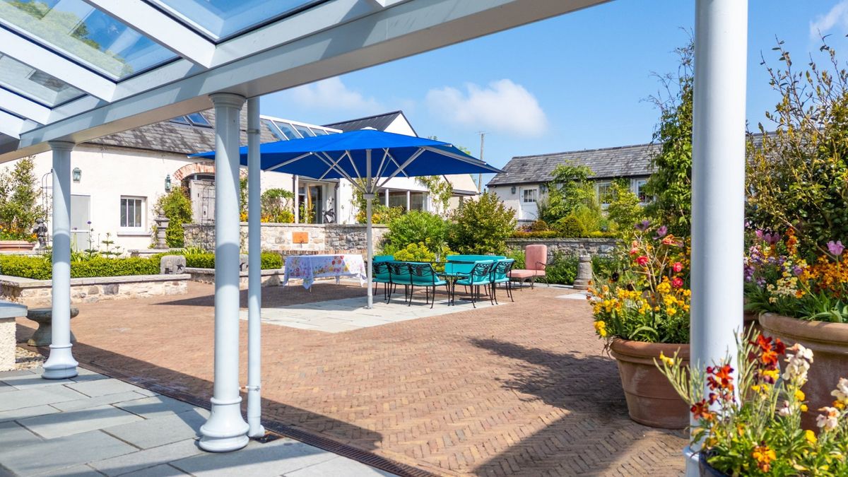 Renovated 18th Century Farmhouse For Sale: The Retreat, Lough Gur, Bruff, Co. Limerick Renovated 18th Century Farmhouse For Sale: The Retreat, Lough Gur, Bruff, Co. Limerick