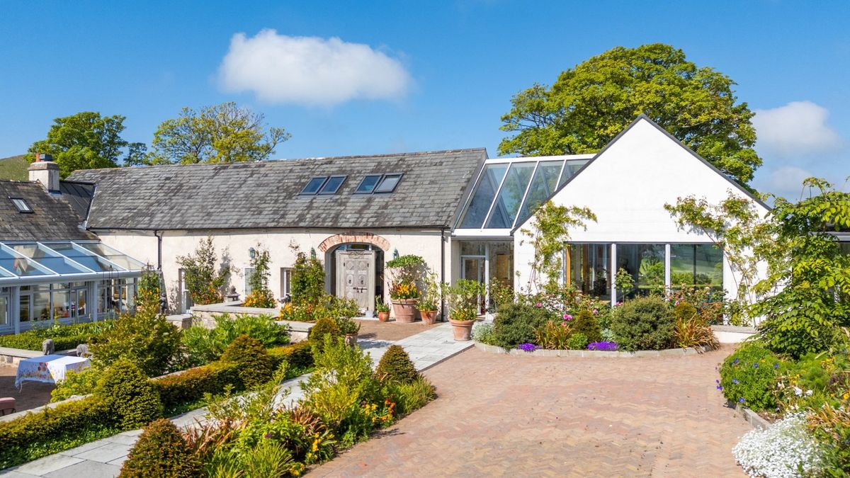 Renovated 18th Century Farmhouse For Sale: The Retreat, Lough Gur, Bruff, Co. Limerick Renovated 18th Century Farmhouse For Sale: The Retreat, Lough Gur, Bruff, Co. Limerick