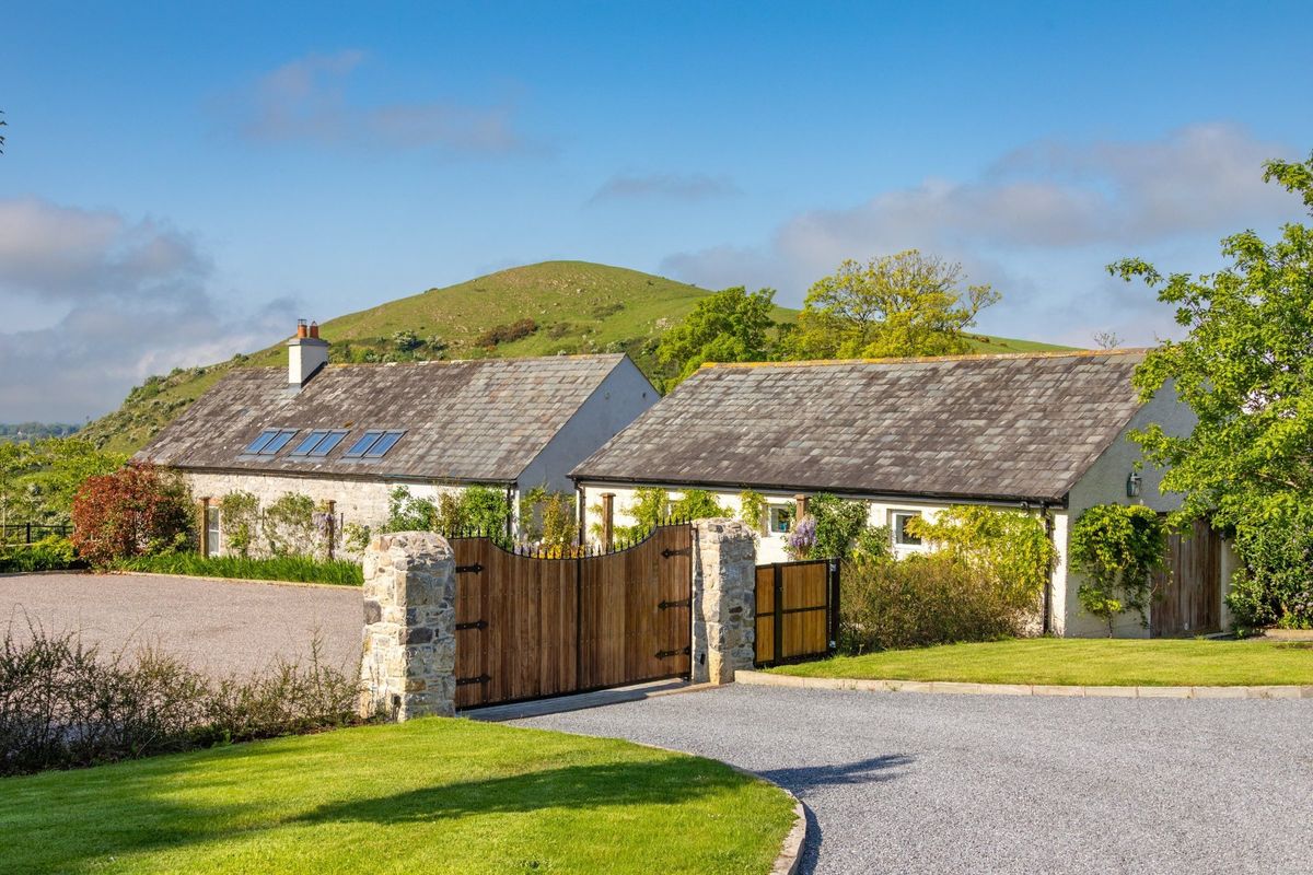 Renovated 18th Century Farmhouse For Sale: The Retreat, Lough Gur, Bruff, Co. Limerick Renovated 18th Century Farmhouse For Sale: The Retreat, Lough Gur, Bruff, Co. Limerick