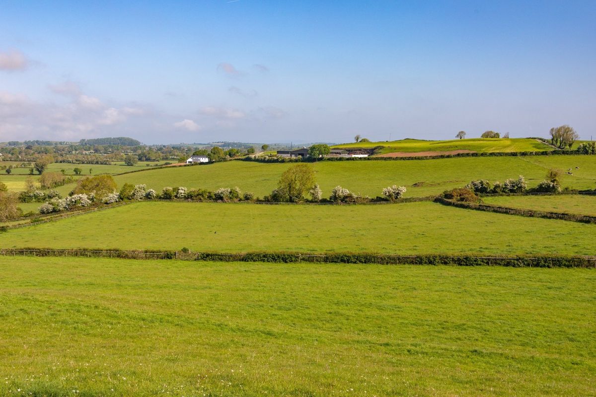 Renovated 18th Century Farmhouse For Sale: The Retreat, Lough Gur, Bruff, Co. Limerick Renovated 18th Century Farmhouse For Sale: The Retreat, Lough Gur, Bruff, Co. Limerick