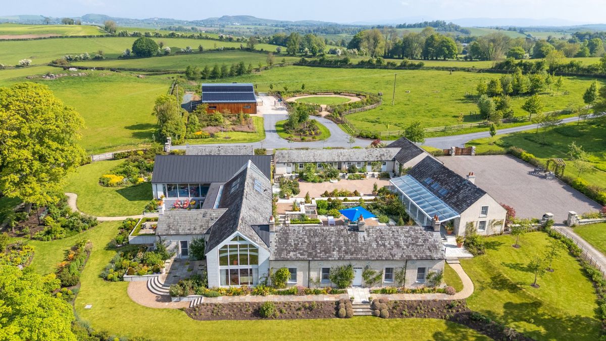 Renovated 18th Century Farmhouse For Sale: The Retreat, Lough Gur, Bruff, Co. Limerick Renovated 18th Century Farmhouse For Sale: The Retreat, Lough Gur, Bruff, Co. Limerick
