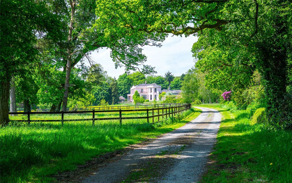 Georgian Country Home For Sale: Waterloo House, Navigation Road, Mallow, Co. Cork Georgian Country Home For Sale: Waterloo House, Navigation Road, Mallow, Co. Cork