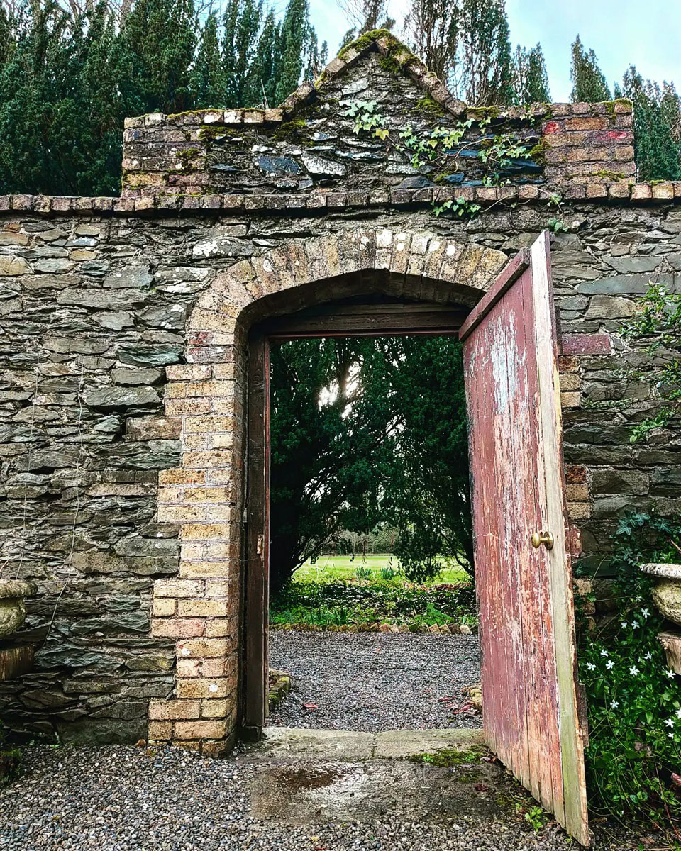 Accommodation and Weddings at Martinstown House, The Curragh, Co. Kildare Accommodation and Weddings at Martinstown House, The Curragh, Co. Kildare