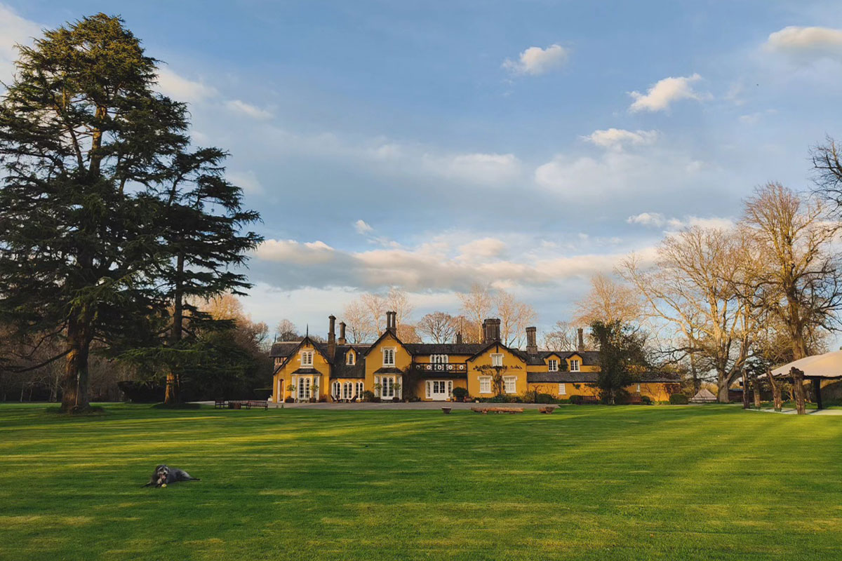 Accommodation and Weddings at Martinstown House, The Curragh, Co. Kildare Accommodation and Weddings at Martinstown House, The Curragh, Co. Kildare